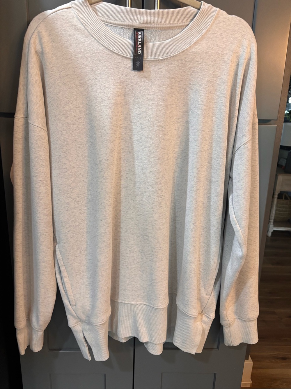 Kirkland Signature women’s Crewneck Sweater - Light Heather Gray